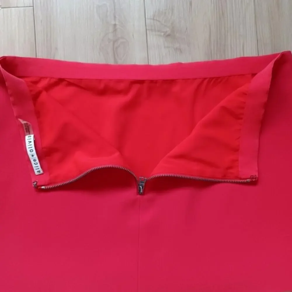 Alice + Olivia Shaylee Mini Skirt Poppy Red 6 - Picture 8 of 13